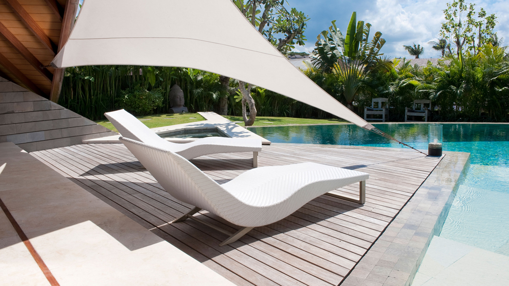 The Layar - 3 bedroom - Sun loungers